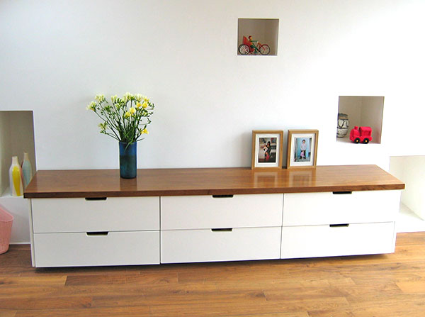 Chest of drawers with elm top.

